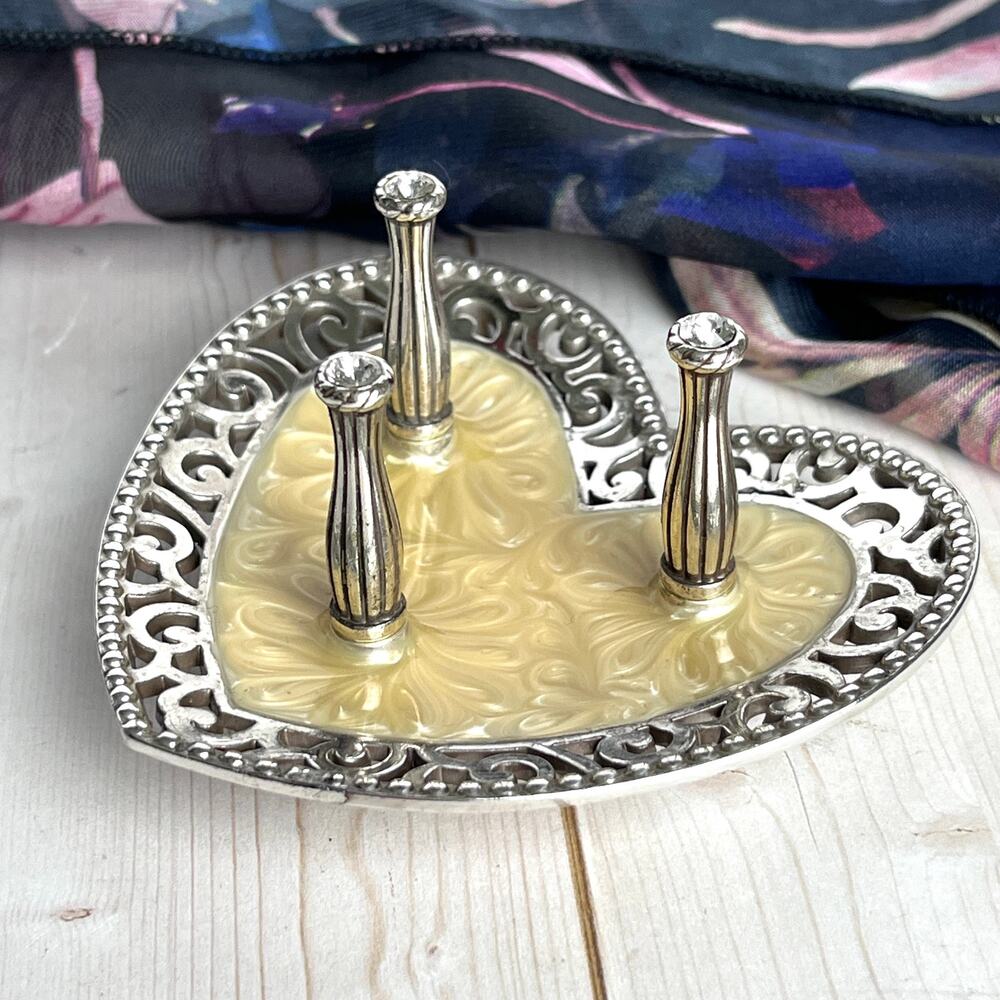 Brighton Lacie Daisy Ring Holder Silverplate Base Enamel Swirl Center Rhinestone
